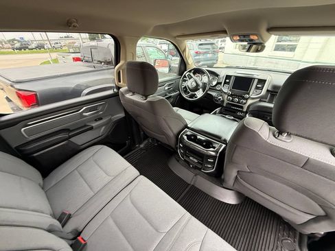 Used 2020 RAM 1500 Big Horn AWD/4WD image 4