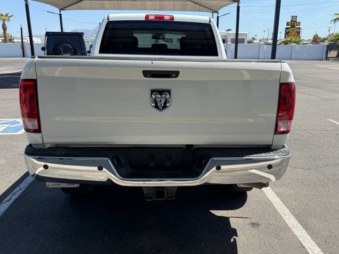 Used 2014 RAM 2500 Tradesman w/ Chrome Appearance Group RWD image 7