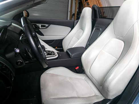 Used 2014 Jaguar F-TYPE Convertible image 4