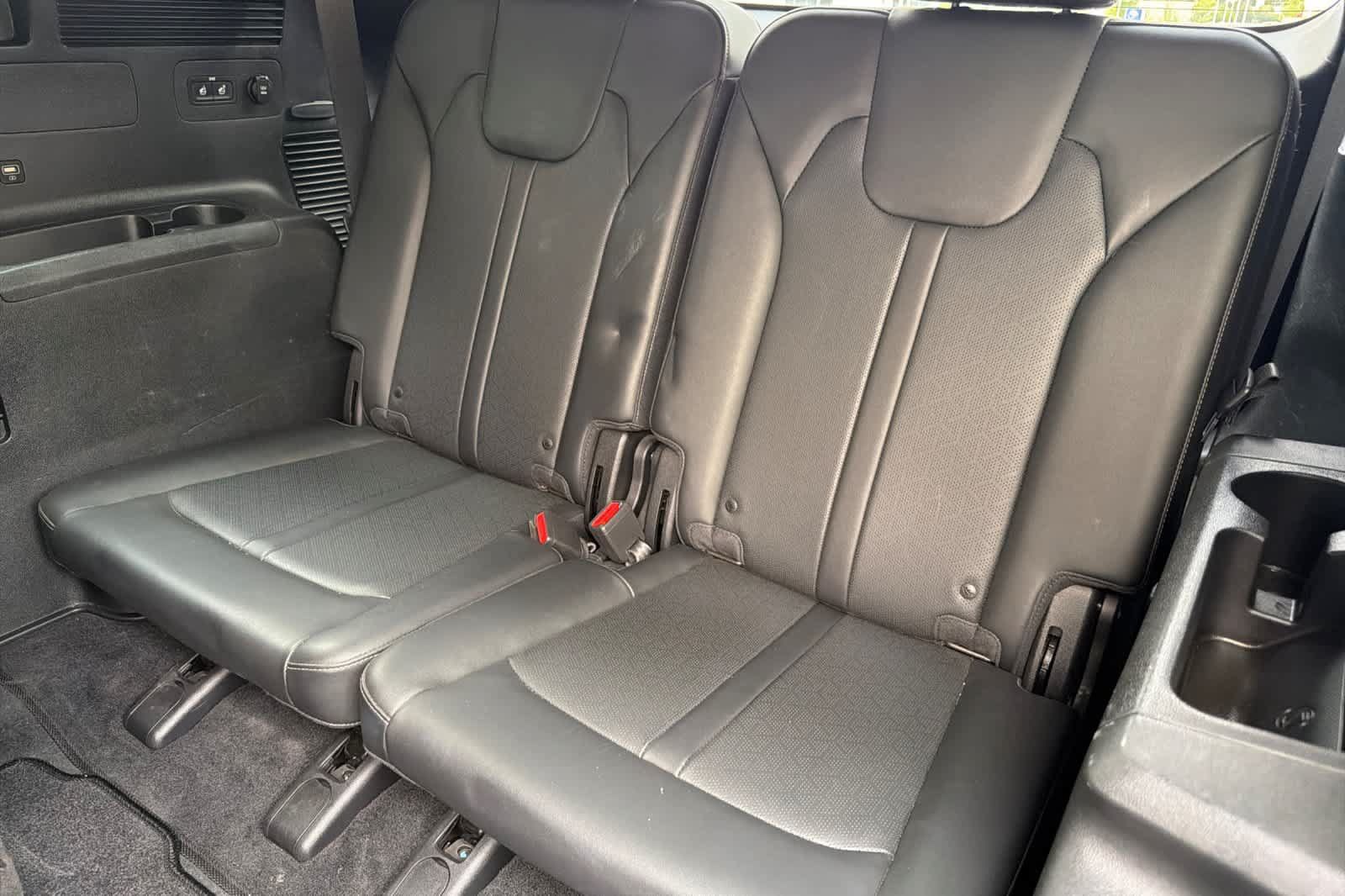 Used 2022 Kia Sorento S FWD image 16