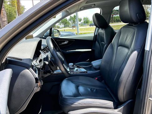 Used 2017 Audi Q7 3.0T Premium Plus AWD/4WD image 8