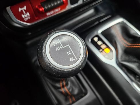 Used 2022 Jeep Gladiator Mojave w/ LED Lighting Group AWD/4WD image 27
