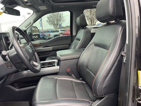 Used 2024 Ford F350 Lariat w/ Lariat Ultimate Package image 9