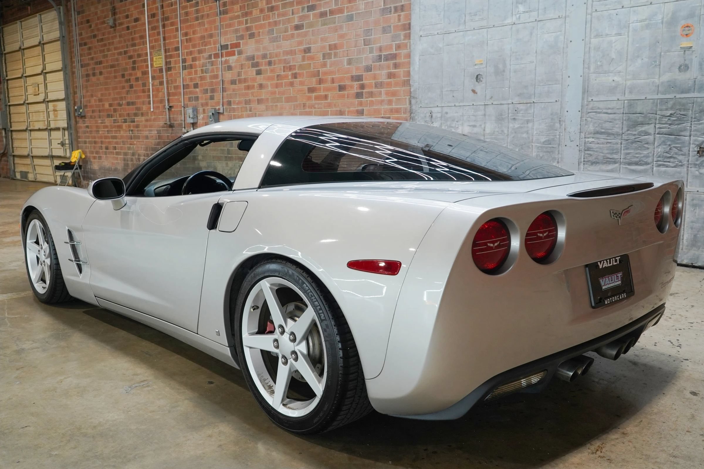 Used 2008 Chevrolet Corvette Coupe RWD image 16