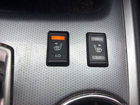 Used 2019 Nissan Pathfinder SL image 18