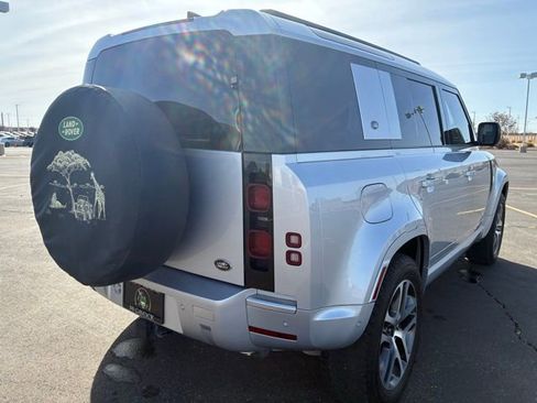 Used 2022 Land Rover Defender 110 XS Edition image 6