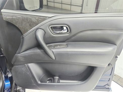 Used 2024 INFINITI QX80 Luxe image 42