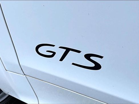 Used 2022 Porsche Cayenne GTS AWD/4WD image 10