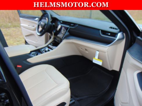 New 2025 Jeep Grand Cherokee Limited RWD image 38