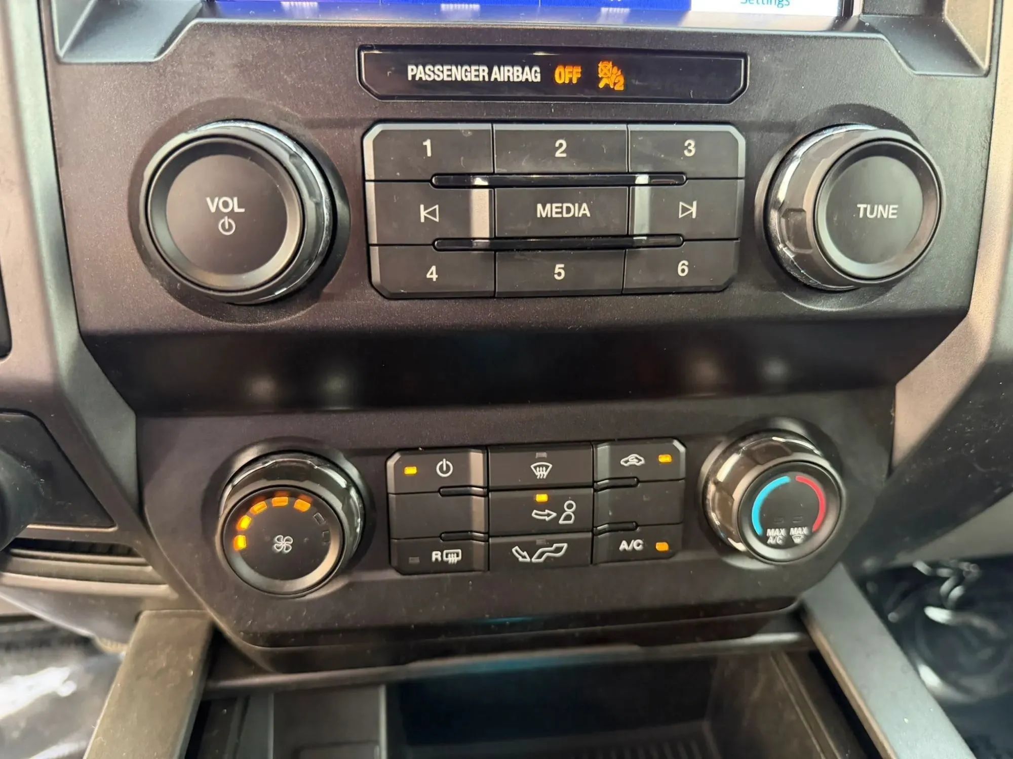 Used 2019 Ford F150 XLT w/ Equipment Group 301A Mid AWD/4WD image 27