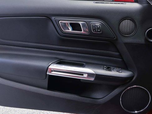 Used 2022 Ford Mustang Premium w/ Equipment Group 201A image 6