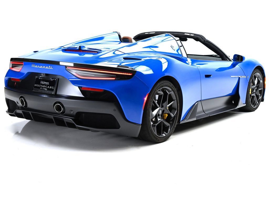 Used 2023 Maserati MC20 Spyder RWD image 6