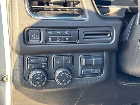 Used 2024 Chevrolet Tahoe Z71 w/ Off-Road Capability Package image 26