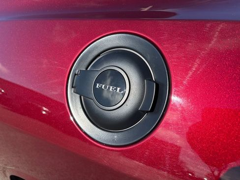 Used 2019 Dodge Challenger SRT Hellcat image 13