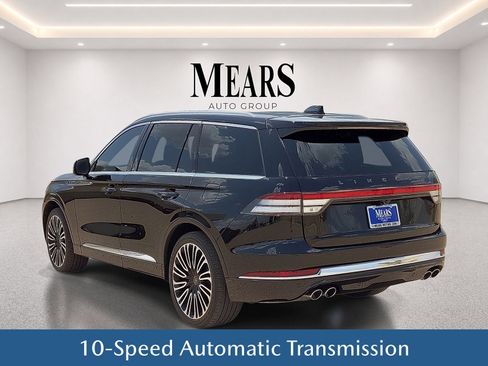 Used 2025 Lincoln Aviator Black Label AWD/4WD image 4