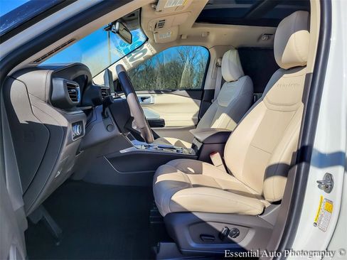 Used 2022 Ford Explorer Platinum image 8
