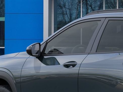 New 2026 Chevrolet Trax LT FWD image 12