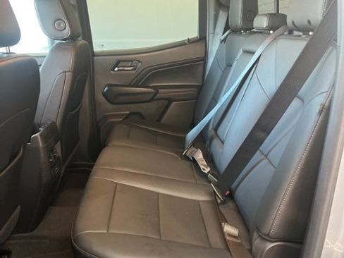 Used 2023 Chevrolet Colorado LT w/ LT Convenience Package III image 32