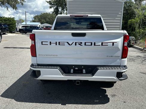 Certified 2022 Chevrolet Silverado 1500 Custom AWD/4WD image 5