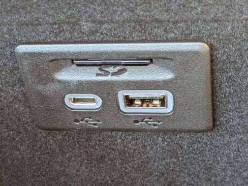 Used 2023 Cadillac XT5 Premium Luxury w/ Platinum Package image 23