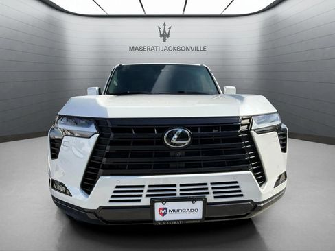 Used 2024 Lexus GX 550 w/ Cold Area Package AWD/4WD image 11