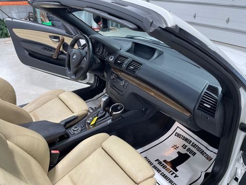 Used 2012 BMW 128i Convertible RWD image 26