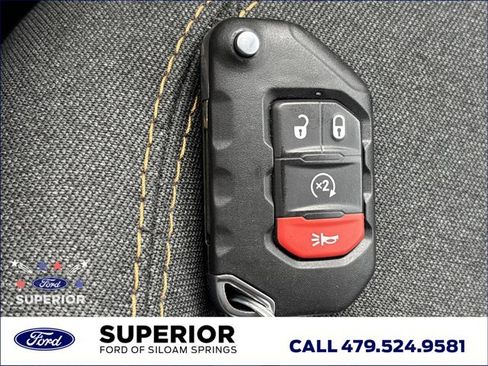 Used 2024 Jeep Wrangler Unlimited Sport AWD/4WD image 39