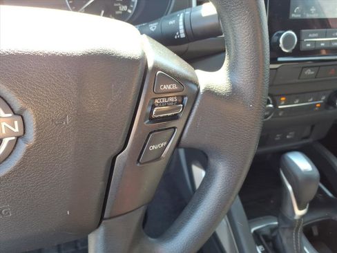 Used 2023 Nissan Frontier SV image 30