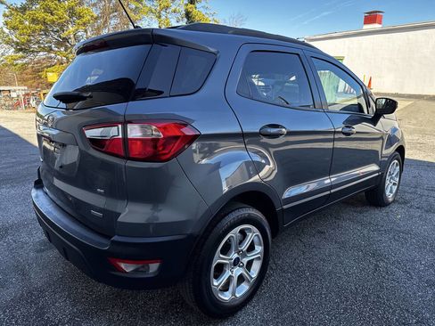Used 2018 Ford EcoSport SE image 7