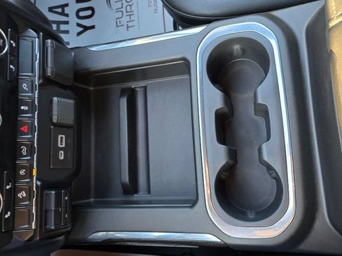 Used 2022 Chevrolet Silverado 1500 RST AWD/4WD image 25