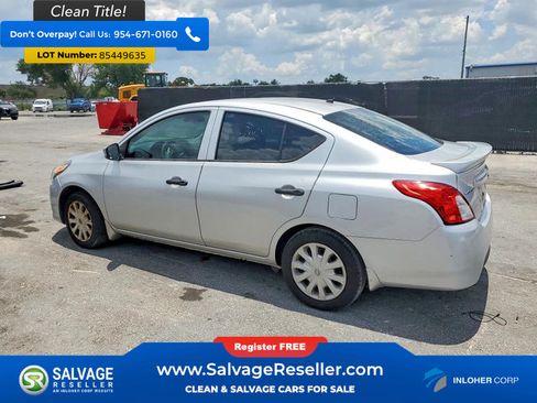 Used 2018 Nissan Versa S Plus FWD image 3