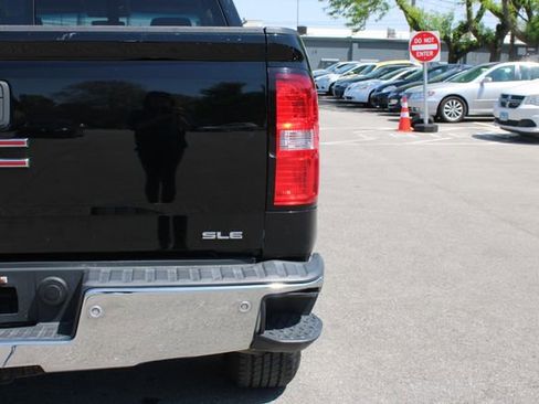 Used 2018 GMC Sierra 1500 SLE w/ SLE Value Package image 43