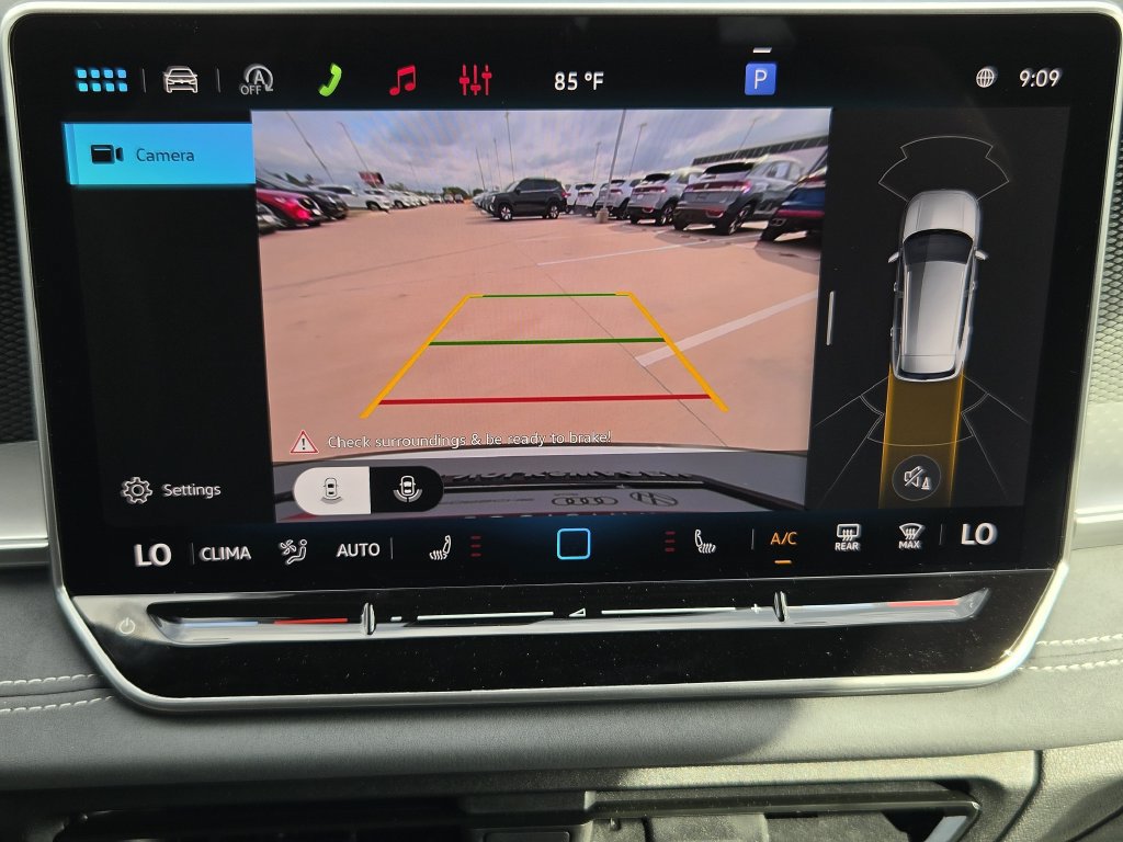New 2026 Volkswagen Tiguan SE R-Line FWD image 16