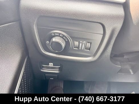Used 2022 Jeep Grand Cherokee L Laredo AWD/4WD image 11