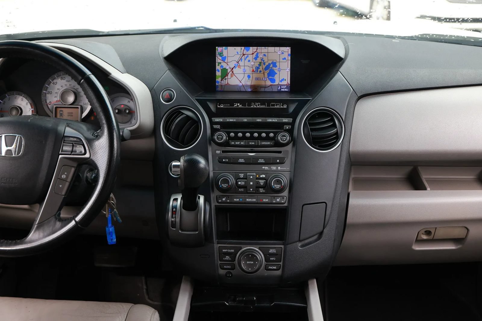Used 2012 Honda Pilot Touring image 42