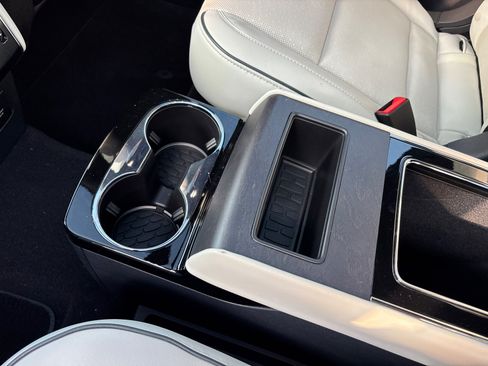 Certified 2025 Lincoln Aviator Black Label AWD/4WD image 33