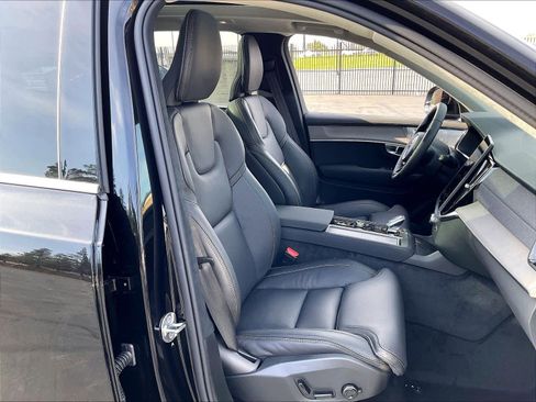 New 2026 Volvo XC90 T8 Ultra w/ Lounge Package image 32