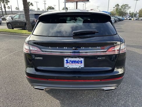 Used 2020 Lincoln Nautilus FWD w/ Equipment Group 101A image 5