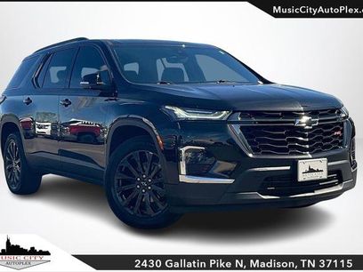 Used 2023 Chevrolet Traverse RS