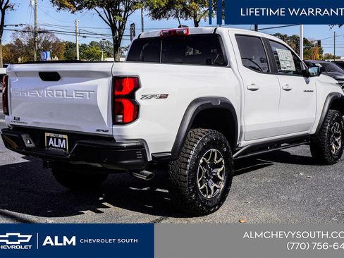 New 2026 Chevrolet Colorado ZR2 w/ Technology Package AWD/4WD image 6
