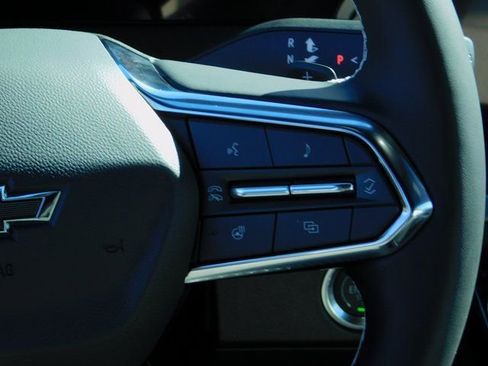 New 2026 Chevrolet Traverse LT w/ Midnight/Sport Edition FWD image 17