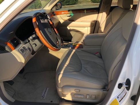 Used 2004 Lexus LS 430 image 16
