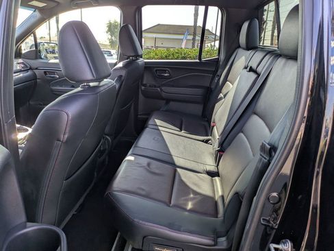 Used 2017 Honda Ridgeline Black Edition image 13