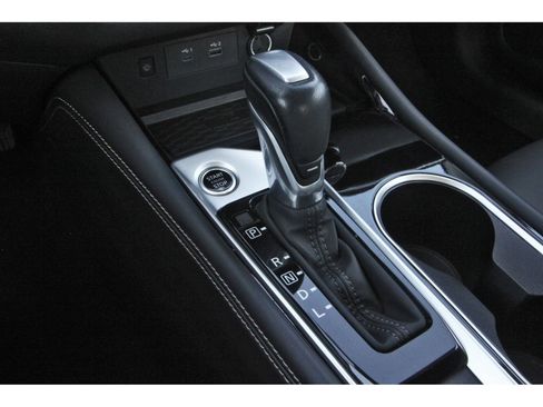 Certified 2025 Nissan Altima 2.5 SL AWD/4WD image 28