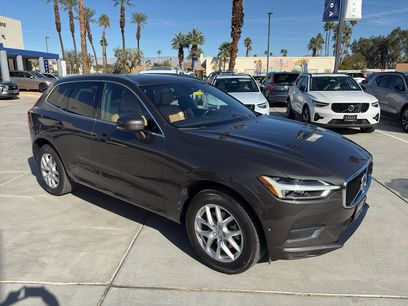 Used 2018 Volvo XC60 T5 Momentum w/ Convenience Package