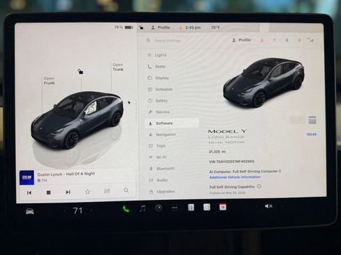 Used 2022 Tesla Model Y Long Range AWD/4WD image 31