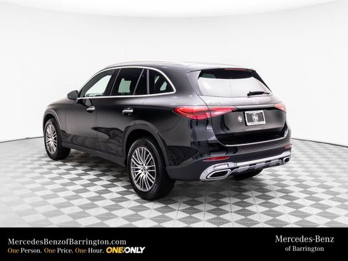 New 2025 Mercedes-Benz GLC 300 4MATIC image 3