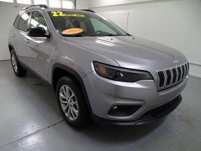 Certified 2022 Jeep Cherokee Latitude Lux w/ Sun & Sound Group