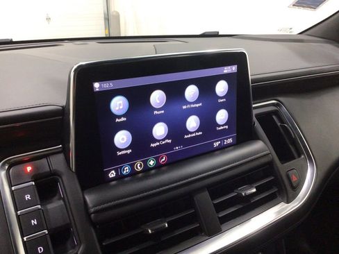 Used 2021 Chevrolet Tahoe Z71 image 18