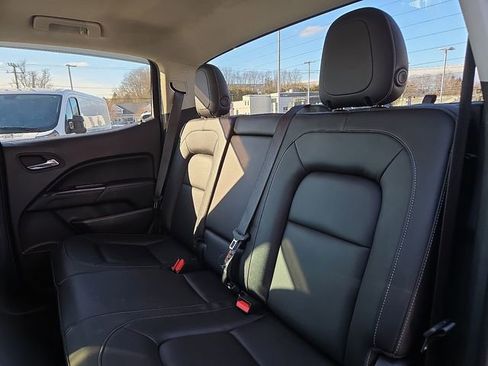 Used 2015 GMC Canyon SLT image 13